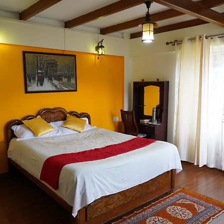 Church Hill Cottage อูตี ภายนอก รูปภาพ
